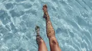 Warum Sie niemals in den Pool pinkeln sollten: Gesundheitsrisiken