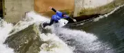 Wellenreiten auf deutschen Flüssen: Die Finals um die Meisterschaft