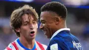 WM 2026: Mbappé lacht Gegenspieler nach Grätsche aus – Frankreich besiegt Paraguay