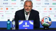 WM-Eklat: Tod von Desabres Vater auf Pressekonferenz verkündet
