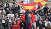 WM-Finale in Berlin: Spanien-Fans feiern Titel am RAW-Gelände