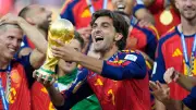 WM-Held Ferran Torres trennt sich von Freundin Martina Hunter