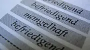 Zeugnis: Expertin rät Eltern zu Ruhe und Zuwendung statt Druck
