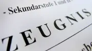 Zeugnistelefone in NRW starten: Hilfe bei Noten und Versetzung