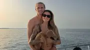 Zverev und Thomalla: Bootstour mit Dackel Mishka auf Ibiza