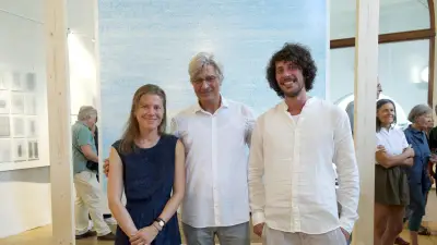 1400 Wörter auf einem Bild: Ausstellung in Landsberg