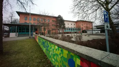 Aichach vergibt Aufträge für Schule, Rathaus und Straßen