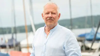 Axel Milberg wird 70: „Juchhu! Das fünfte Enkelkind ist unterwegs“