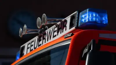 Brand in Rothwesten: Bewohnerin tot aus Mehrfamilienhaus geborgen