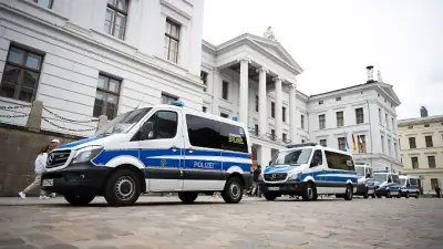 Demo-Tag in Schwerin: Polizei warnt vor Verkehrsbehinderungen