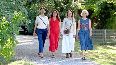 Fast Fashion vs Unikat-Design: Nachhaltige Mode in Augsburg