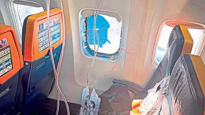 Flugzeugfenster knapp: Ryanair-Panne verschärft Engpass