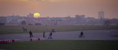 Stadtklima: Evers' Pläne loben, Tempelhofer Feld-Bebauung kritisieren