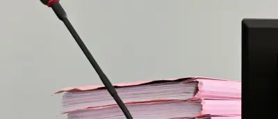 Sterbehilfe-Prozess in Potsdam: Arzt wegen Totschlags vor Gericht