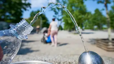 Wasser aus Luft: Kieler Forscher revolutionieren Wassergewinnung