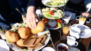 7 Tipps: Frühstück am Ammersee in schönen Cafés