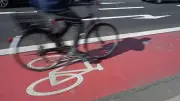 B1 in Steglitz-Zehlendorf: Radweg weicht, Autos bekommen zweite Spur