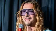 Bill Kaulitz genießt Dolce Vita mit Mama am Trevi-Brunnen
