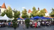 Carrara Weinfest Neuburg: Spezialitäten und Livemusik