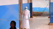 Ebola: Medikamentenstudien starten – WHO sieht Fortschritte