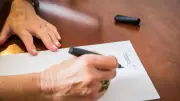 Eigenhändiges Testament: Wann die Unterschrift zählt