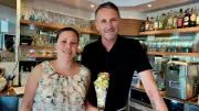 Eiscafé Tropical: Handgemachtes Eis mit regionalen Früchten