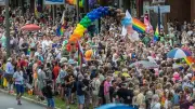 Europa Passage entschuldigt sich für CSD-Fahnen-Verbot