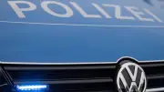 Fahrerflucht in Schwabmünchen: Polizei sucht weißen Wagen