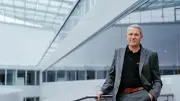 Kuka-Chef: Roboter brauchen keine Beine für Fabriken