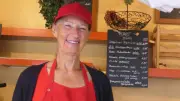 Legende vom Wochenmarkt: Petra Köster hört nach 50 Jahren auf
