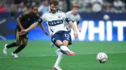 Maximilian Müller trifft per Elfmeter und rettet Vancouver im Topspiel