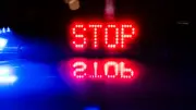 Raser auf A3: 235 km/h, 10.000 Euro Strafe, Führerschein weg