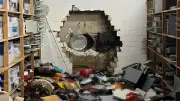 Schließfach-Coup: Polizei lädt 30 Bankkunden zwangsweise vor