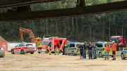 Tödlicher Unfall: Radlader überrollt Arbeiter (45) auf Bahn-Baustelle