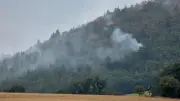 Waldbrände in Bayern: Feuerwehr kämpft gegen Flammen und Glutnester