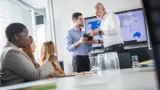 Wiedereinstieg nach Auszeit: Gelassen zurück in den Job